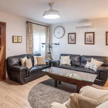 Munoz By Ruralidays Holiday home